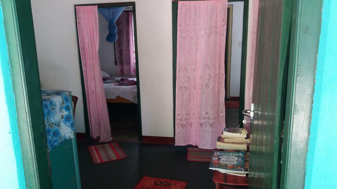 Theepan'S Home Nilaveli Exterior foto